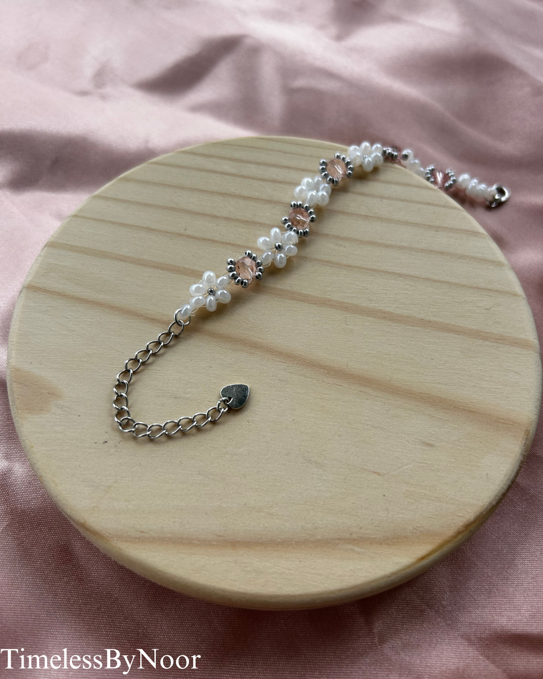 Silverlace Daisy ~ The Lotus Daisy Collection