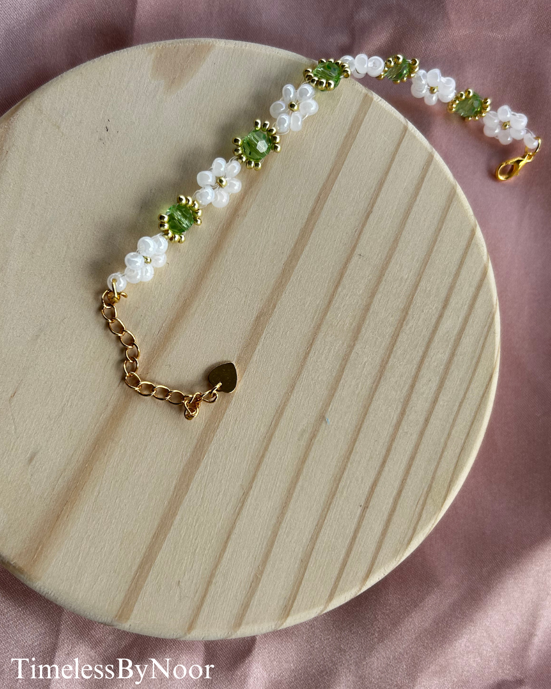 Honeydew Daisy ~ The Lotus Daisy Collection
