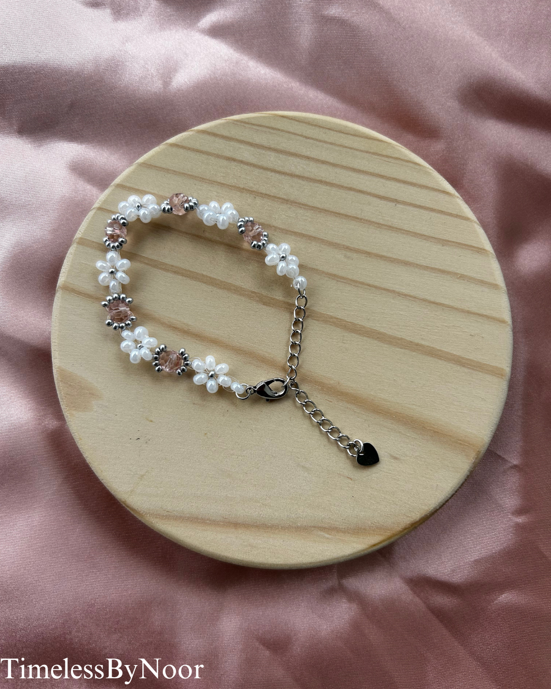 Silverlace Daisy ~ The Lotus Daisy Collection